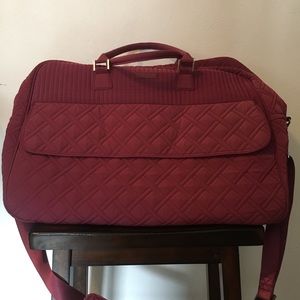 Vera Bradley Grand Traveler - Hawthorne Rose